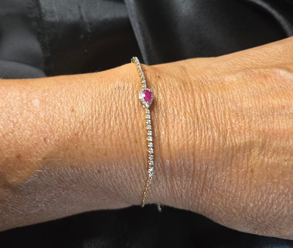 Gouden Vintage armband met robijn en diamanten. 2026/449, Sieraden, Tassen en Uiterlijk, Armbanden, ., Ophalen of Verzenden, Zo goed als nieuw