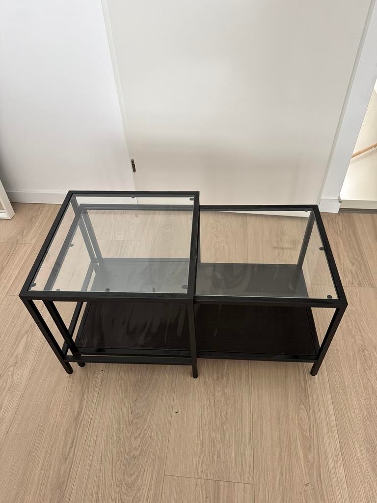 IKEA VITTSJÖ salontafel set – zwartbruin/glas – set van 2, Huis en Inrichting, Tafels | Salontafels, Ophalen, Gebruikt, 50 tot 100 cm