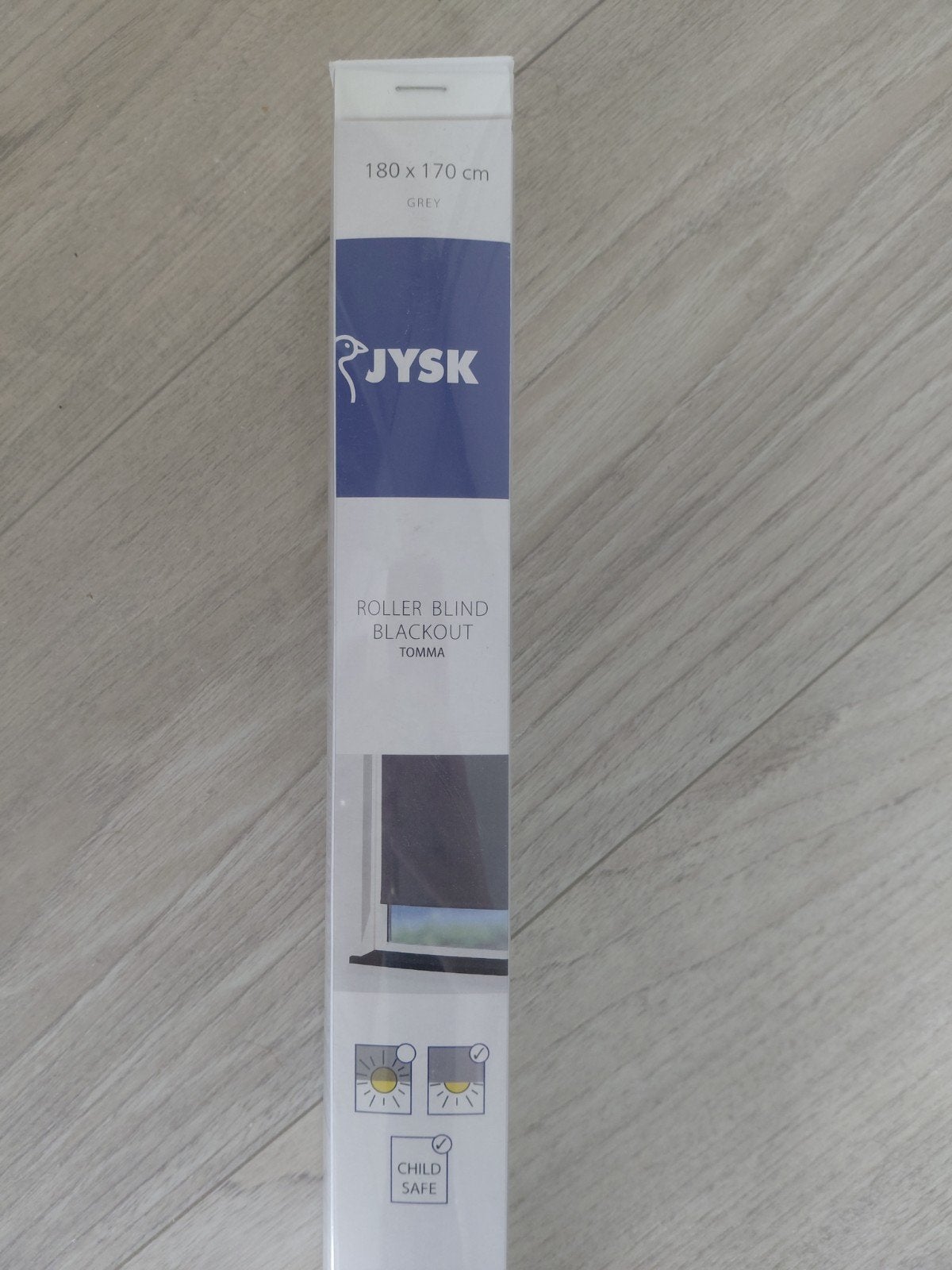 JYSK Rolgordijn Tomma Blackout Grijs 180x170 cm, Verduisterend, Nieuw, Ophalen of Verzenden, Rolgordijn