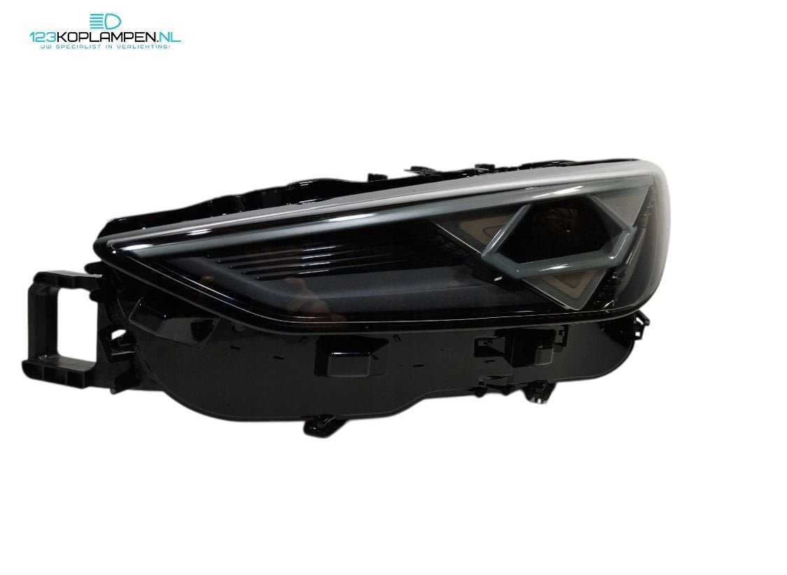Cupra Terramar koplamp links Matrix LED, Gebruikt, -, -, Verzenden