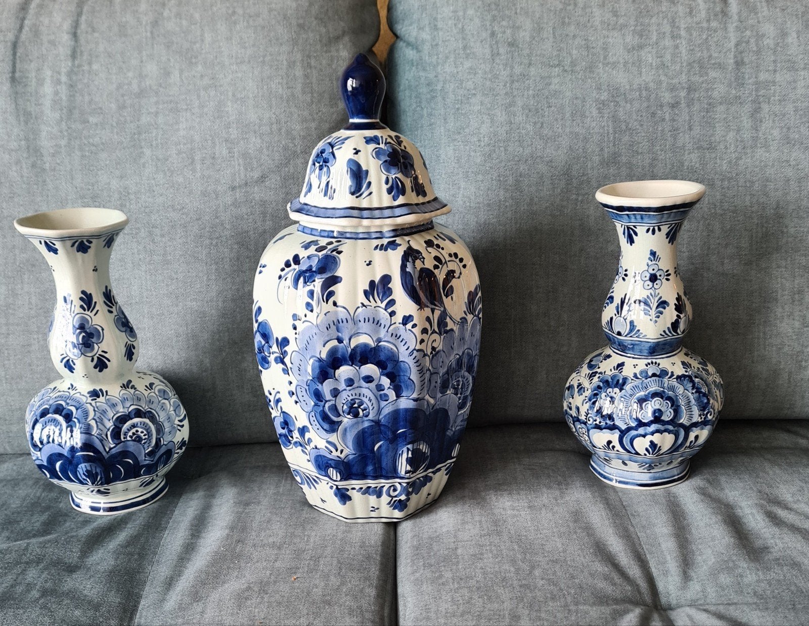 Delfts Blauw 3-delig Kaststel - Handgeschilderd Holland, Antiek en Kunst, Antiek | Vazen, Ophalen of Verzenden