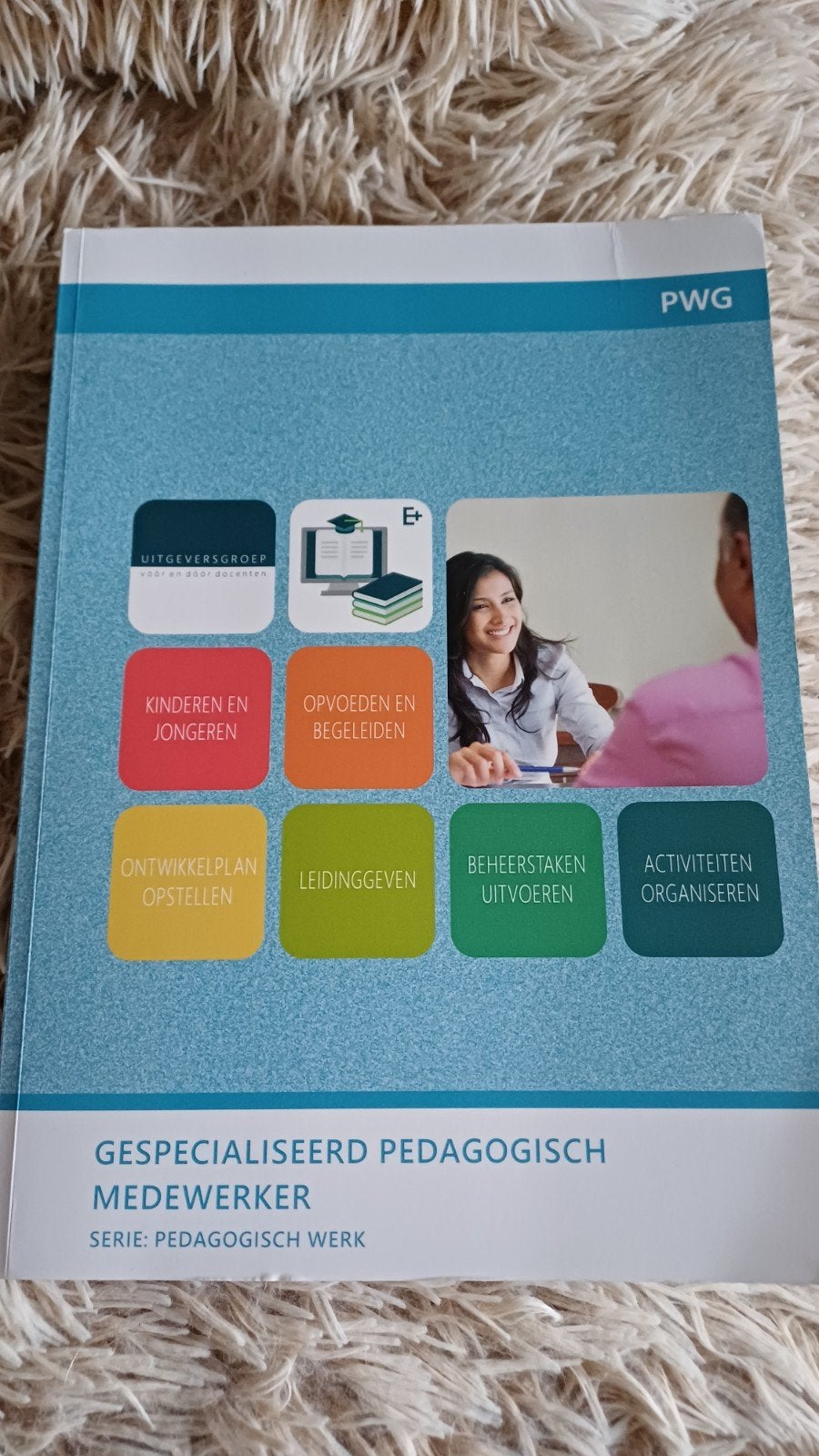 Gespecialiseerd Pedagogisch Medewerker PWG, Boeken, Studieboeken en Cursussen, Ophalen of Verzenden, Zo goed als nieuw, MBO, Gamma