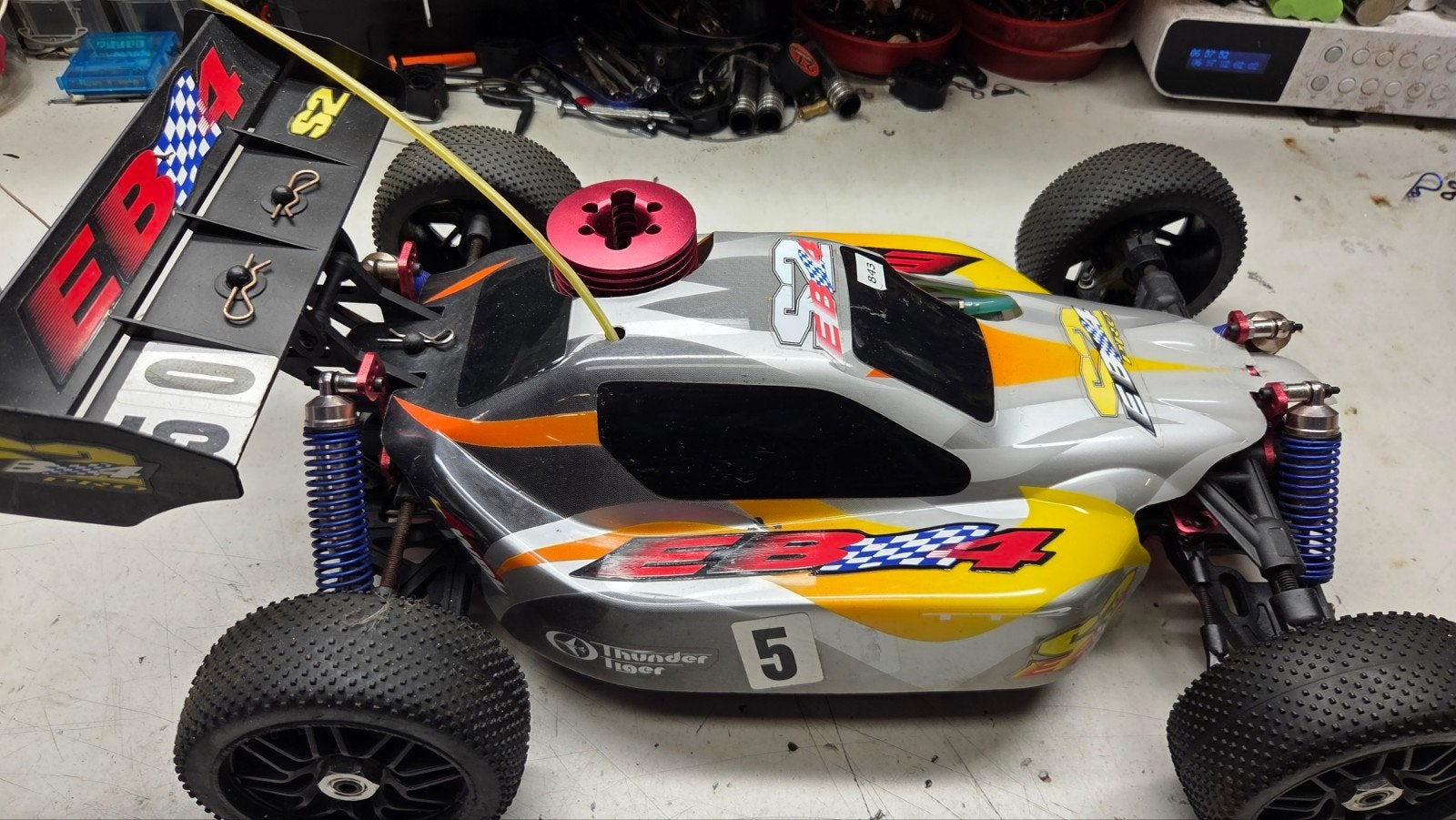 te koop mooie thunder tiger, Gebruikt, Auto offroad, Ophalen of Verzenden, Schaal 1:8