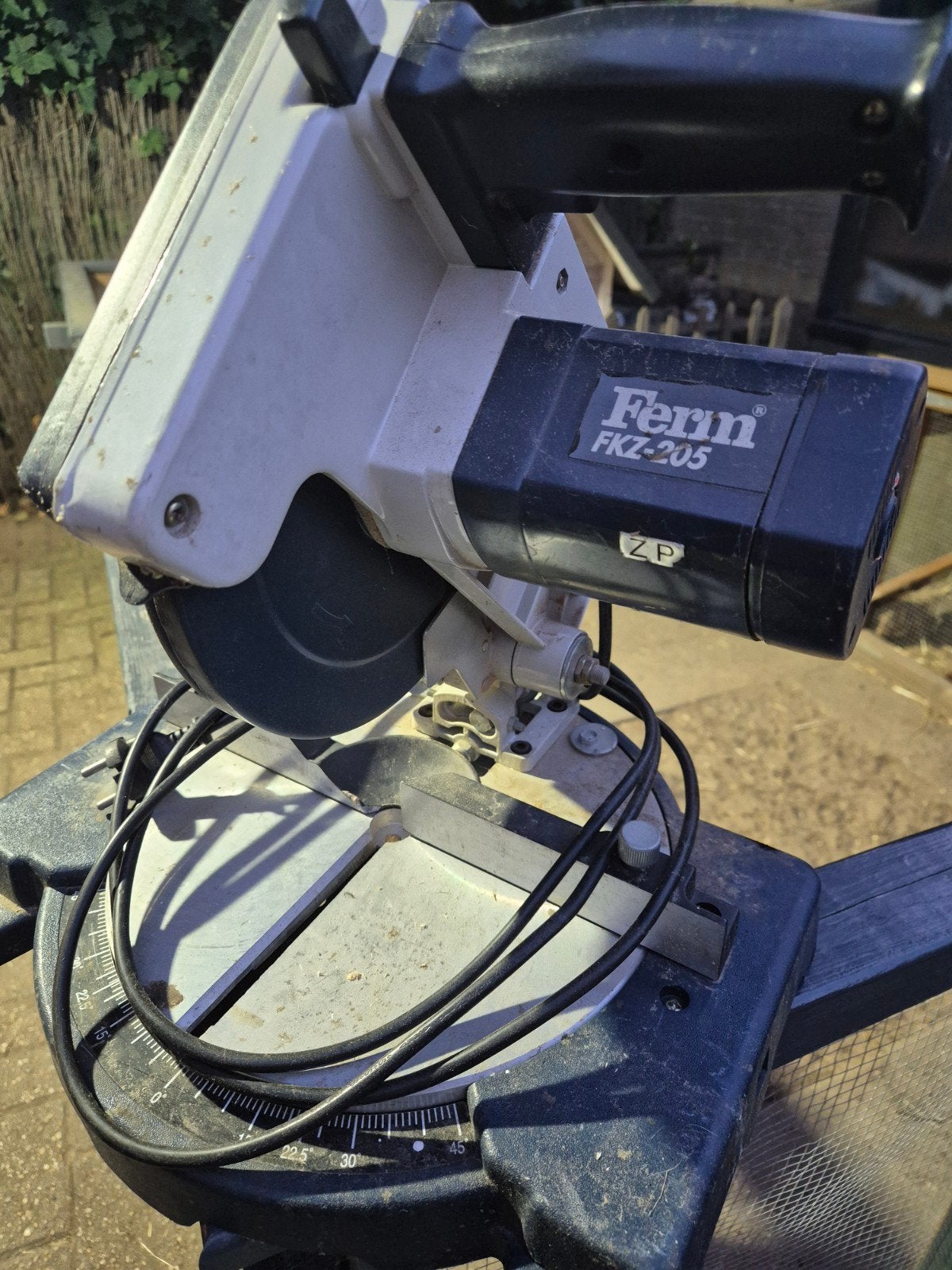 te koop cirkelzaag / afkortzaag igst, Ophalen, Gebruikt, 600 tot 1200 watt, Ferm