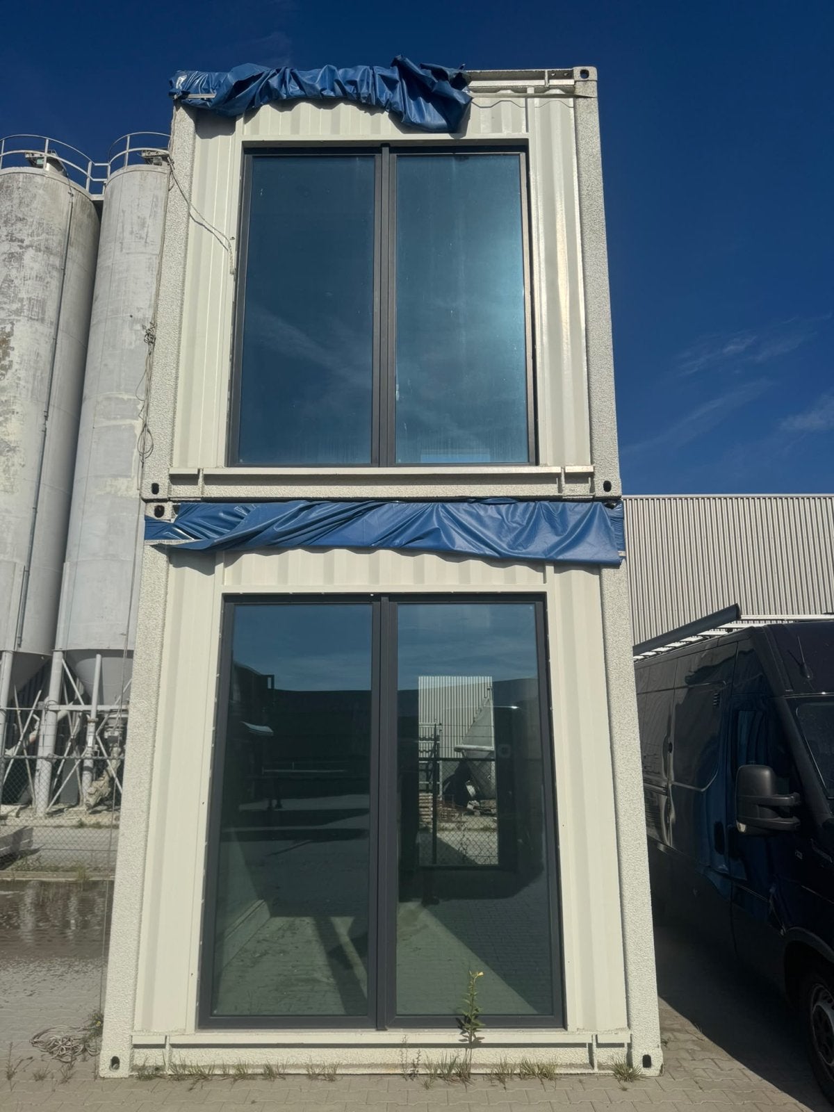 2 identieke, zware geïsoleerde units 6x3m met binnentrap, Ophalen, Nvt, Nvt, Nvt