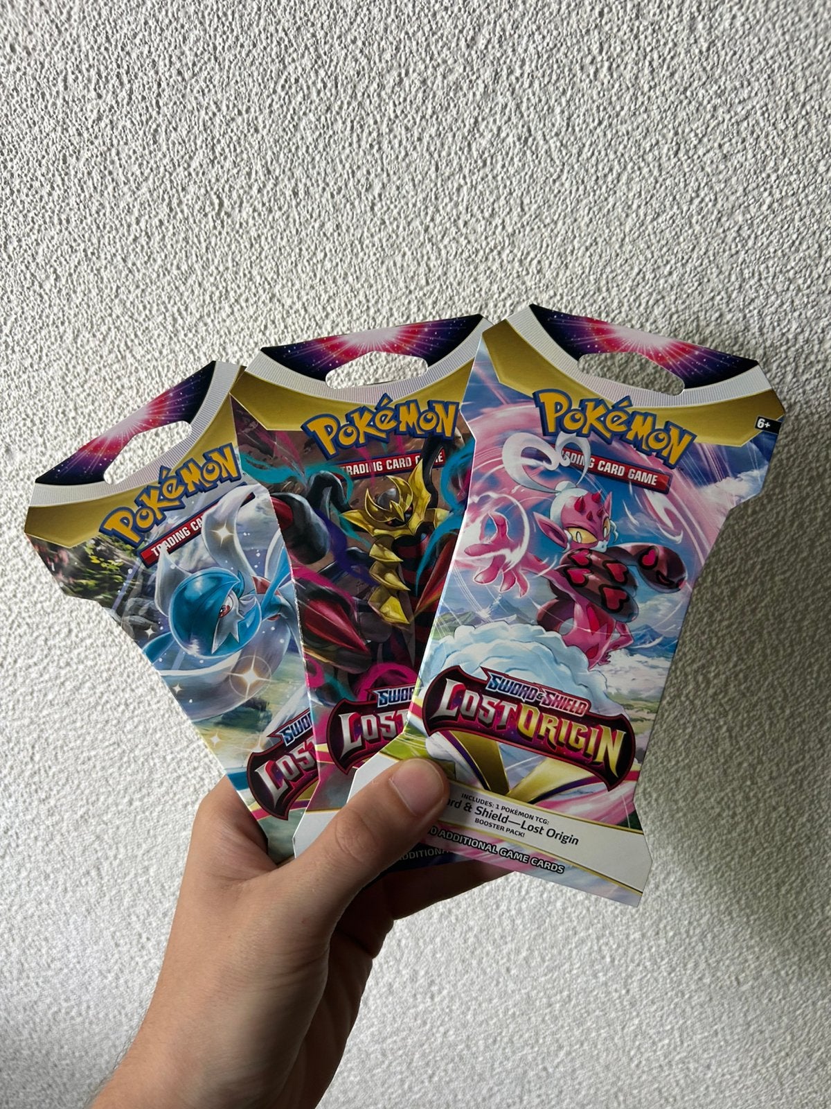 Lost origin sleeved booster, Ophalen of Verzenden, Zo goed als nieuw