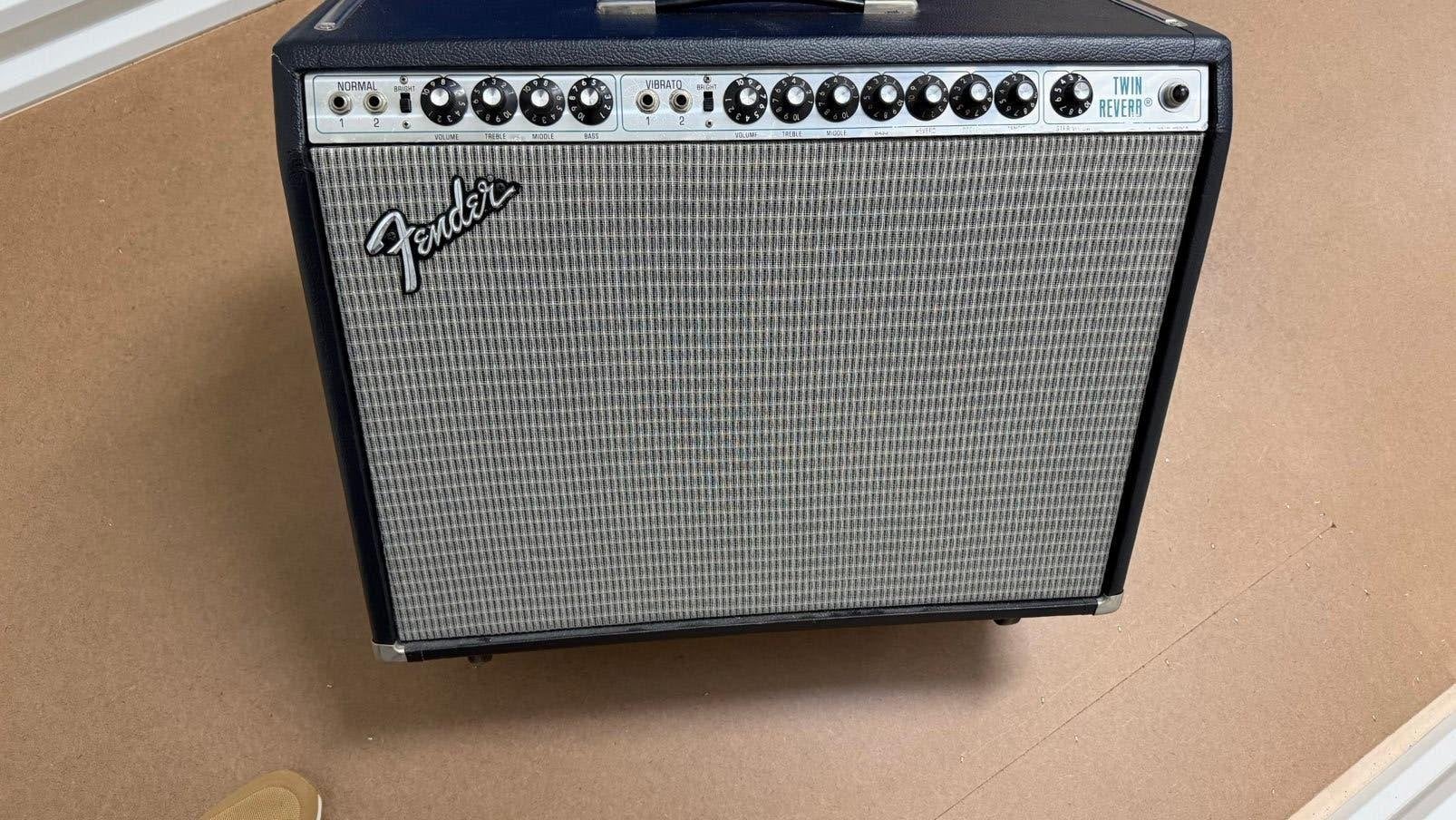 Fender twin Reverb buizen versterker 1973, Muziek en Instrumenten, Versterkers | Bas en Gitaar, Ophalen, Gebruikt