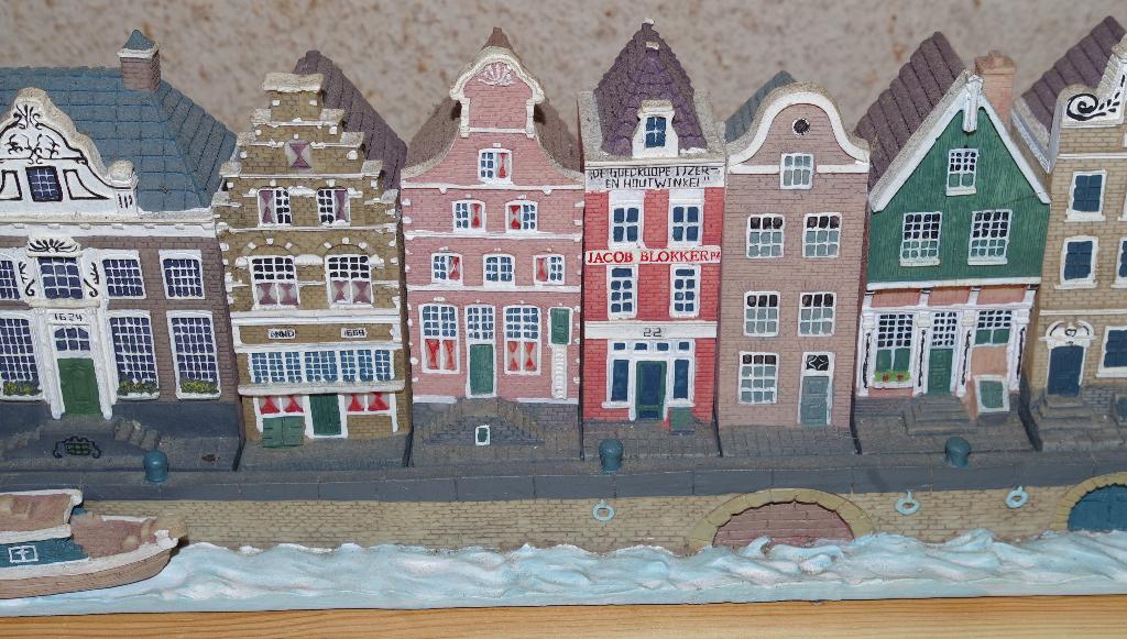 grachtenhuisjes, Ophalen, Zo goed als nieuw