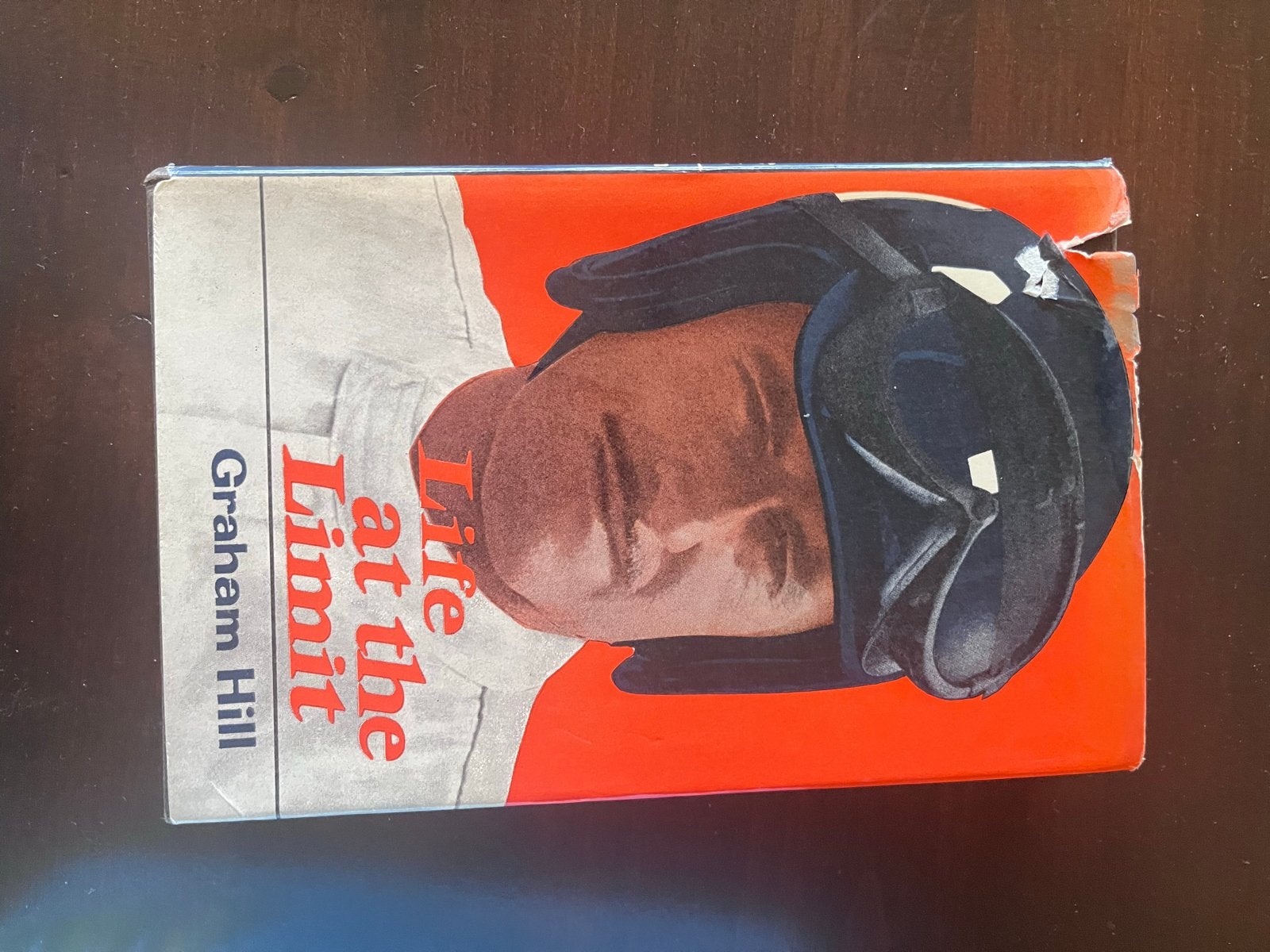 Boek 'Life at the Limit' gesigneerd door Graham Hill, Boeken, Ophalen of Verzenden, Gelezen, Sport