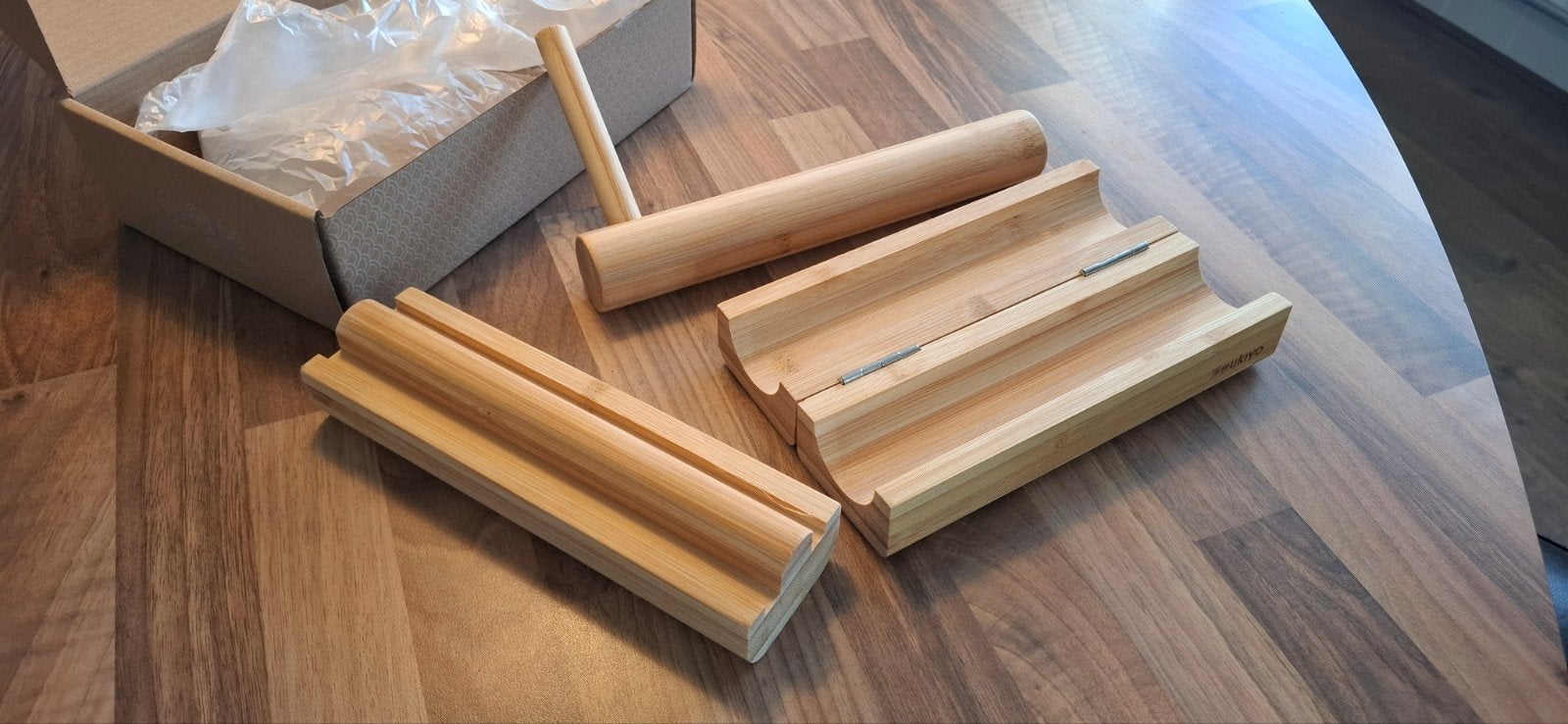 Ukiyo Sushi Making Set Bamboe - Nieuw in doos, Huis en Inrichting, Overige typen, Hout, Nieuw, Ophalen of Verzenden