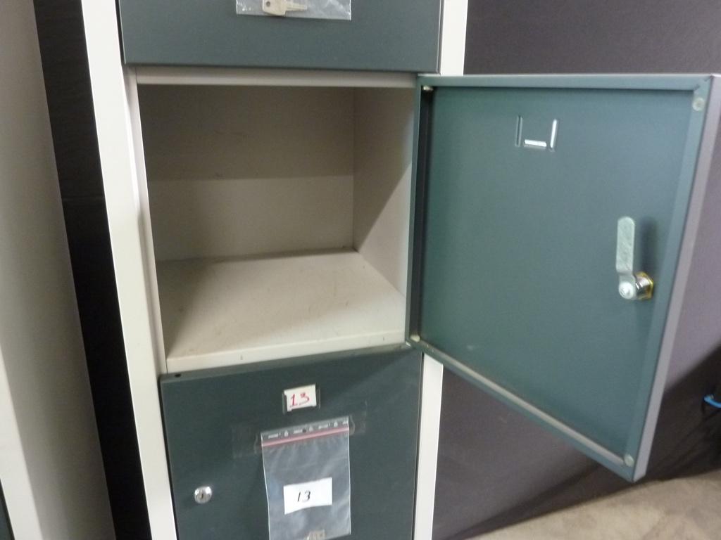 2 stuks locker / lockerkast / kluisjeskast 5-vaks + sleutels, Gebruikt, Handelsonderneming Hendriksen, Ophalen of Verzenden, Modern