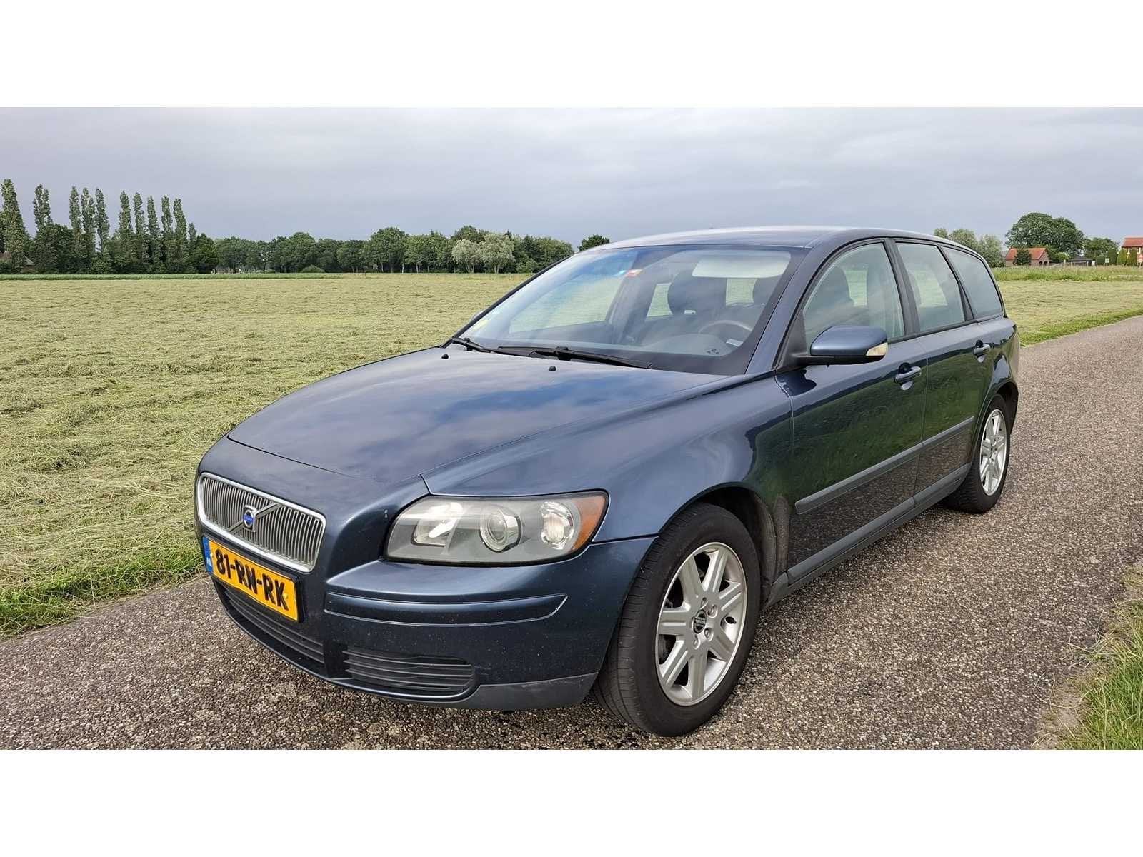 Volvo - 2005 - V50 - 1.8 Elite - 81-RN-RK, Auto's, Volvo, Bedrijf, V50, Benzine, Euro 4, C, Stationwagon, Handgeschakeld, Origineel Nederlands
