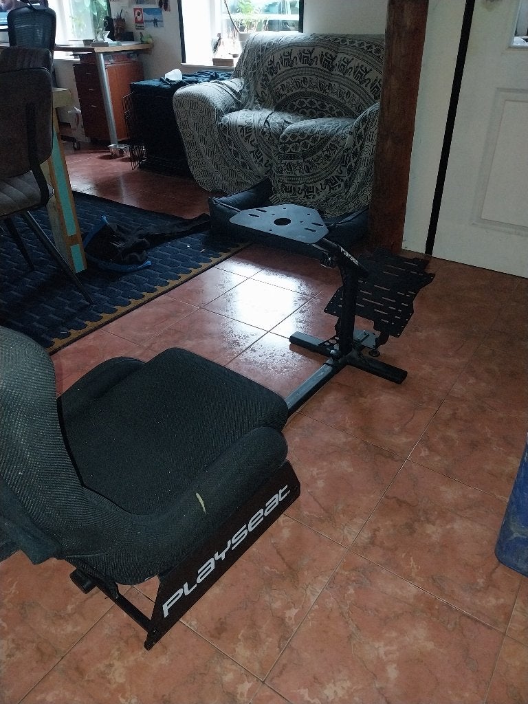 Play seat gebruikt, Ophalen, Gebruikt, Zwart, Gaming bureaustoel
