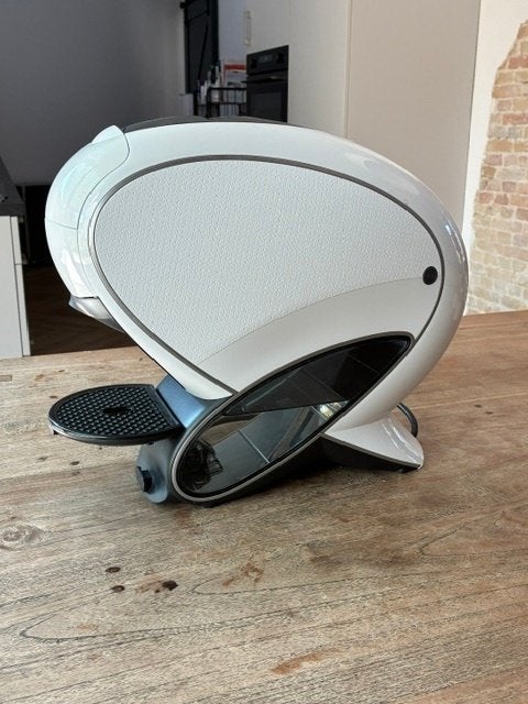 Dolce Gusto Neo koffiezetapparaat, Witgoed en Apparatuur, Koffiemachine, Ophalen of Verzenden, Zo goed als nieuw, Koffiepads en cups