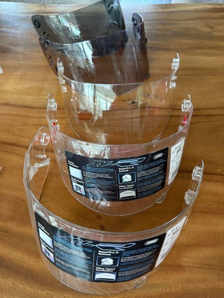 Totaal 5 SHOEI vizieren (4 stuks CX-1 en 1 CF-1) 3 NIEUW!, Ophalen of Verzenden, Tweedehands, Integraalhelm, Shoei