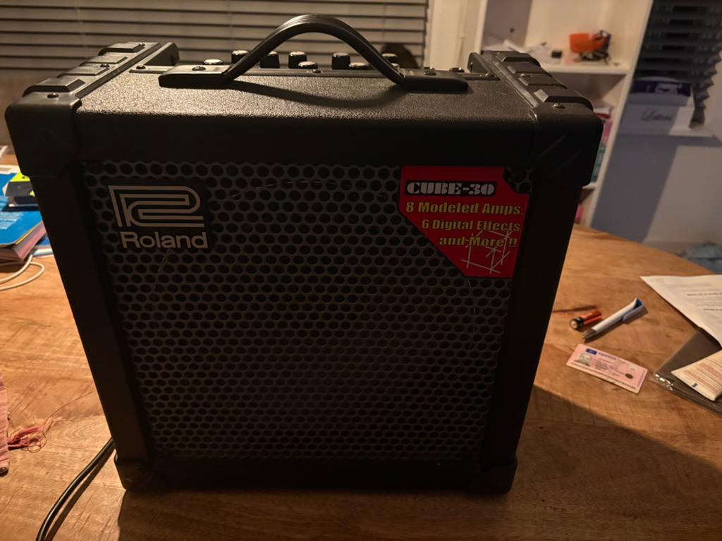 Roland Cube 30 gitaarversterker , amp, Ophalen of Verzenden, Gebruikt, Minder dan 50 watt