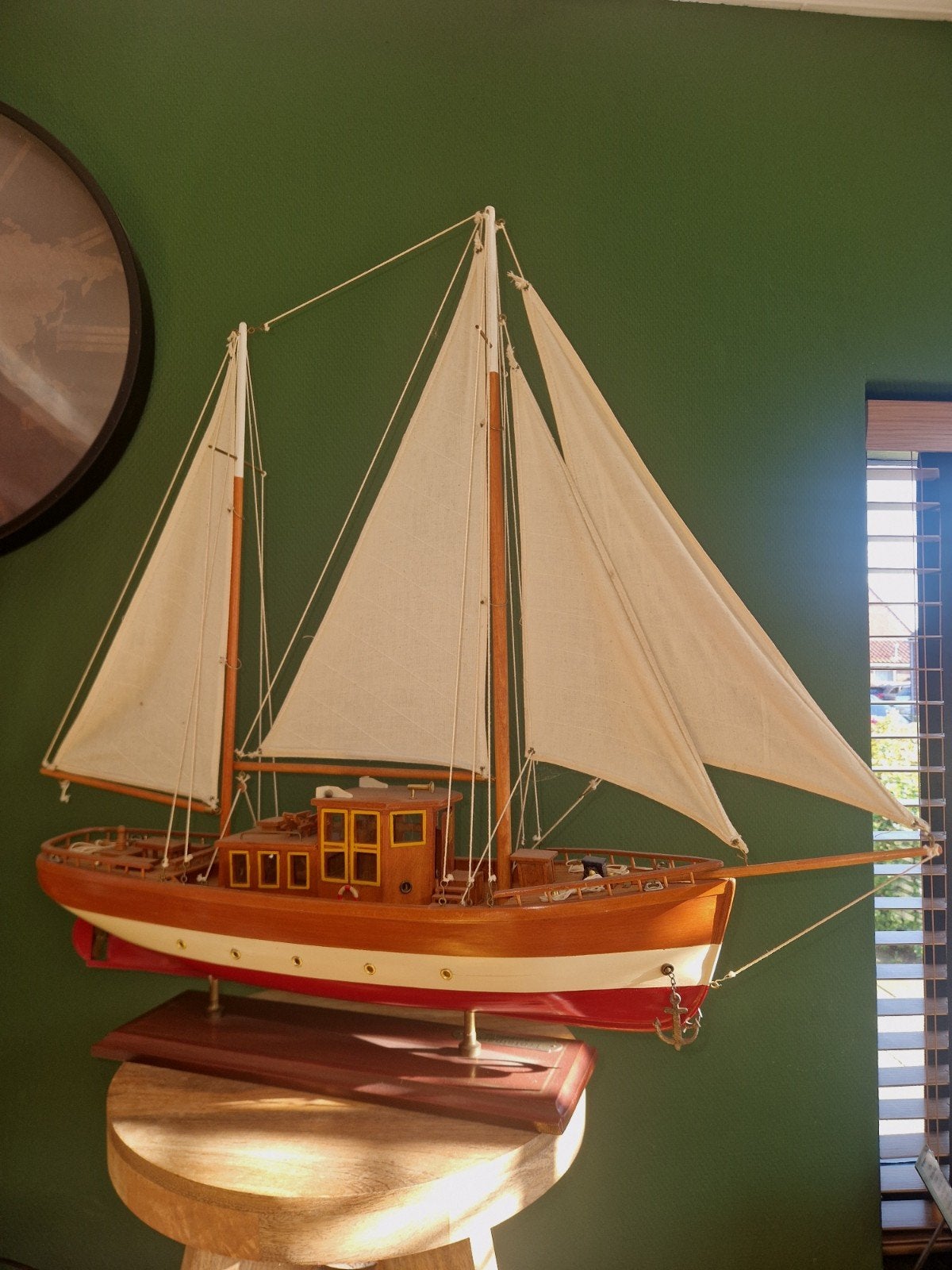 Prachtig houten scheepsmodel 'Trotamares Barcelona', Hobby en Vrije tijd, Ophalen, Zo goed als nieuw, Groter dan 1:32, Overige merken
