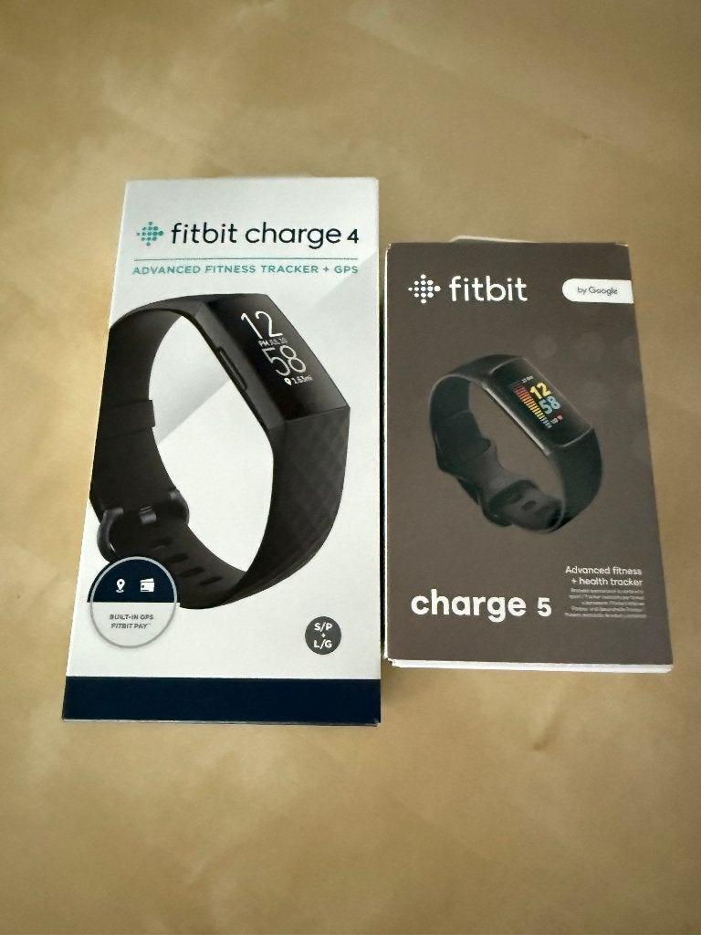 FitBit Charge 4 en 5, Ophalen, Gebruikt, FitBit, Zwart