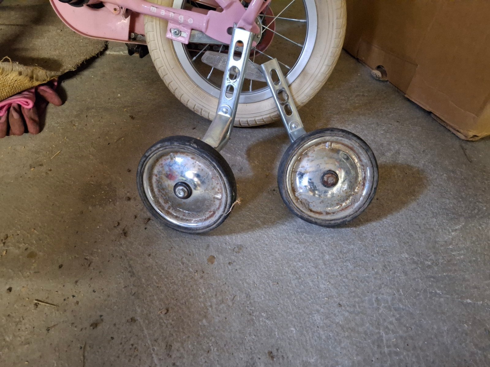 Puck kinderfiets 12 inch met twee bagagedragers, Ophalen, Terugtraprem, Zijwieltjes, Minder dan 16 inch