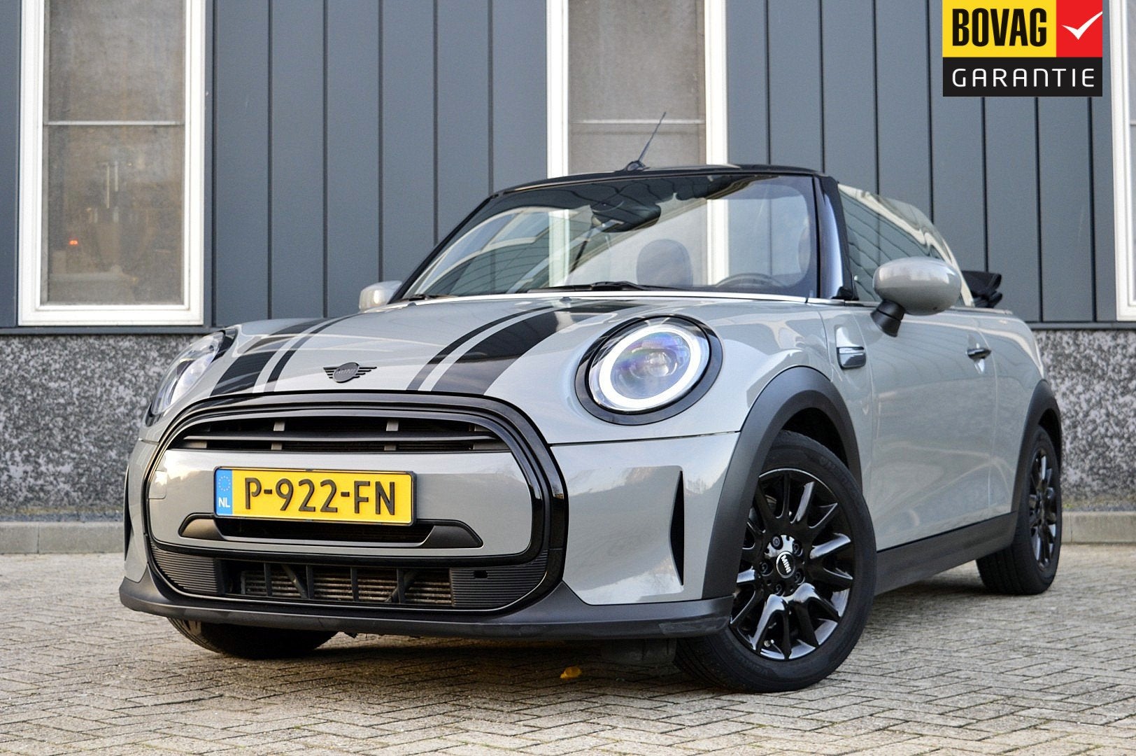MINI Cabrio 1.5 One Essential Rijklaarprijs-Garantie Apple c, Voorwielaandrijving, Stof, Gebruikt, Euro 6
