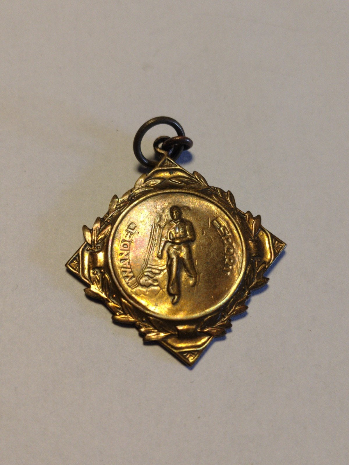 Wandelsport 3e bevrijdingstocht Olympia Axel 1948 Medaille, Ophalen of Verzenden, Overige materialen