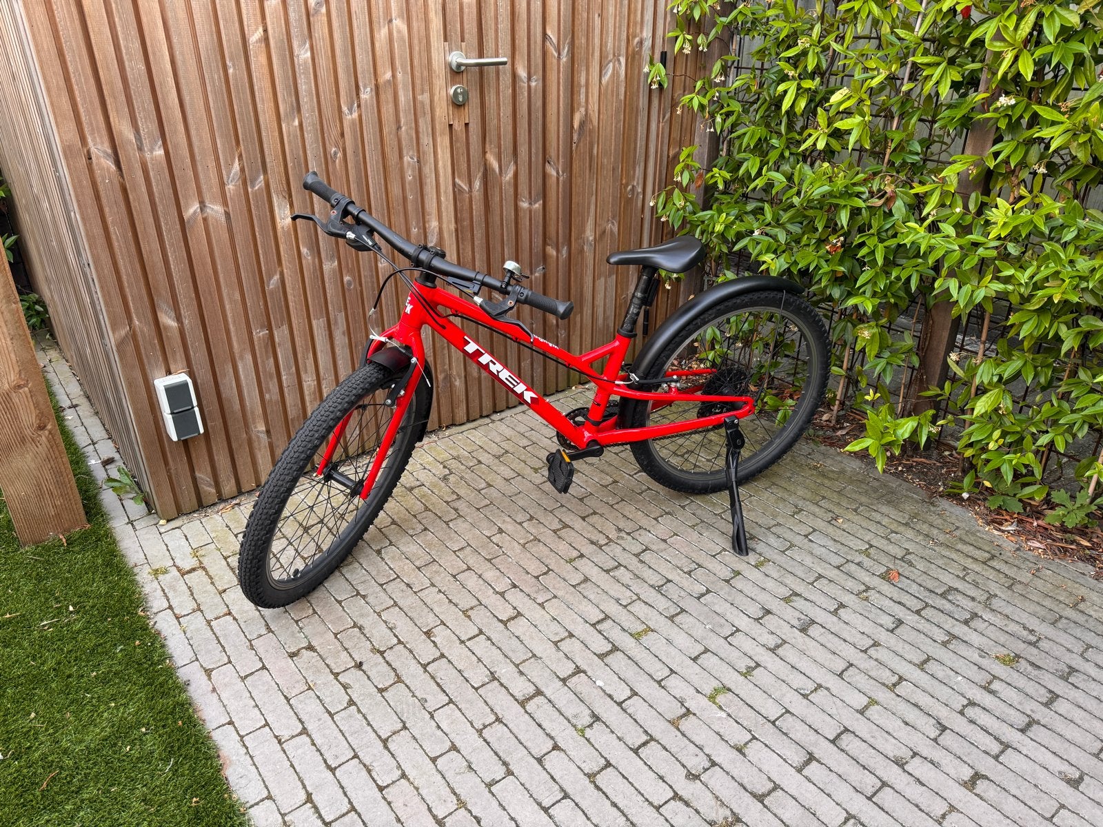 Trek Wahoo 24 inch kinderfiets - Zo goed als nieuw, Fietsen en Brommers, Fietsen | Kinderfietsjes, Ophalen, Zo goed als nieuw