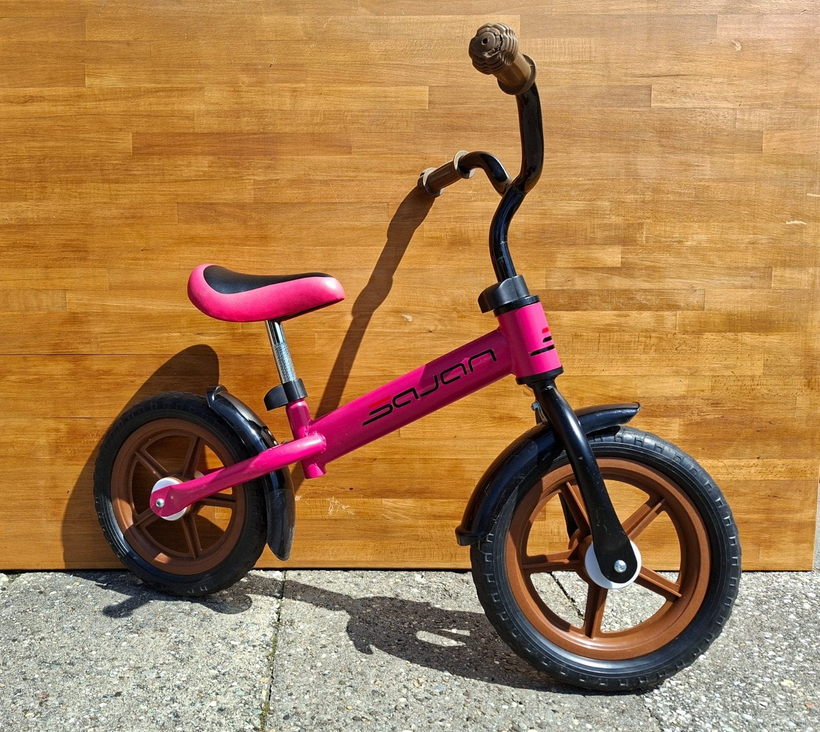 Roze Sajan loopfiets voor kinderen, Ophalen, Gebruikt, Loopfiets