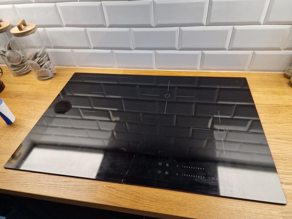 Hogklassig Inductiekookplaat 78cm (glas gescheurd), Ophalen, Gebruikt, 4 kookzones, Inbouw