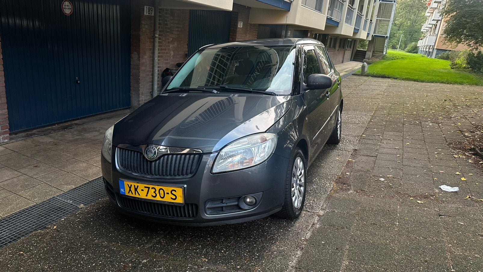 Škoda Fabia 1.4 uit 2010, Fietsen en Brommers, Ophalen, Gebruikt