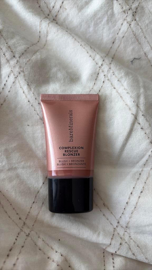 Bareminerals liquid blonzer in kiss of rose, Ophalen, Zo goed als nieuw, Roze, Lippen