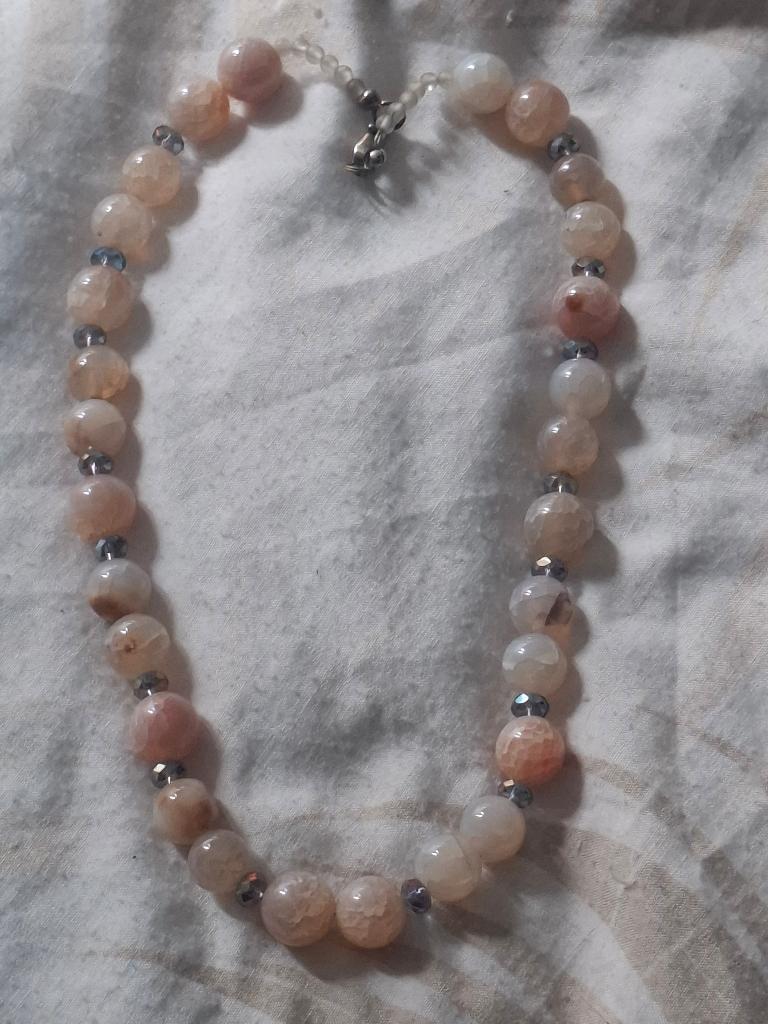 GERESERVEERD Ketting kersenbloesem agaat 10,.00 euro, Ophalen of Verzenden, Zo goed als nieuw, Overige kleuren, Overige materialen