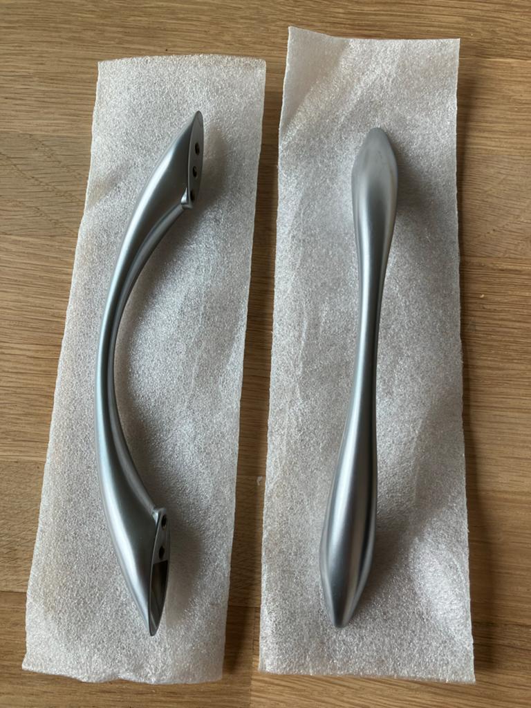 2 Nieuwe Bribus Keuken/Meubel Grepen - Hart op Hart 128 mm, Ophalen of Verzenden, Nieuw, Klink of Kruk