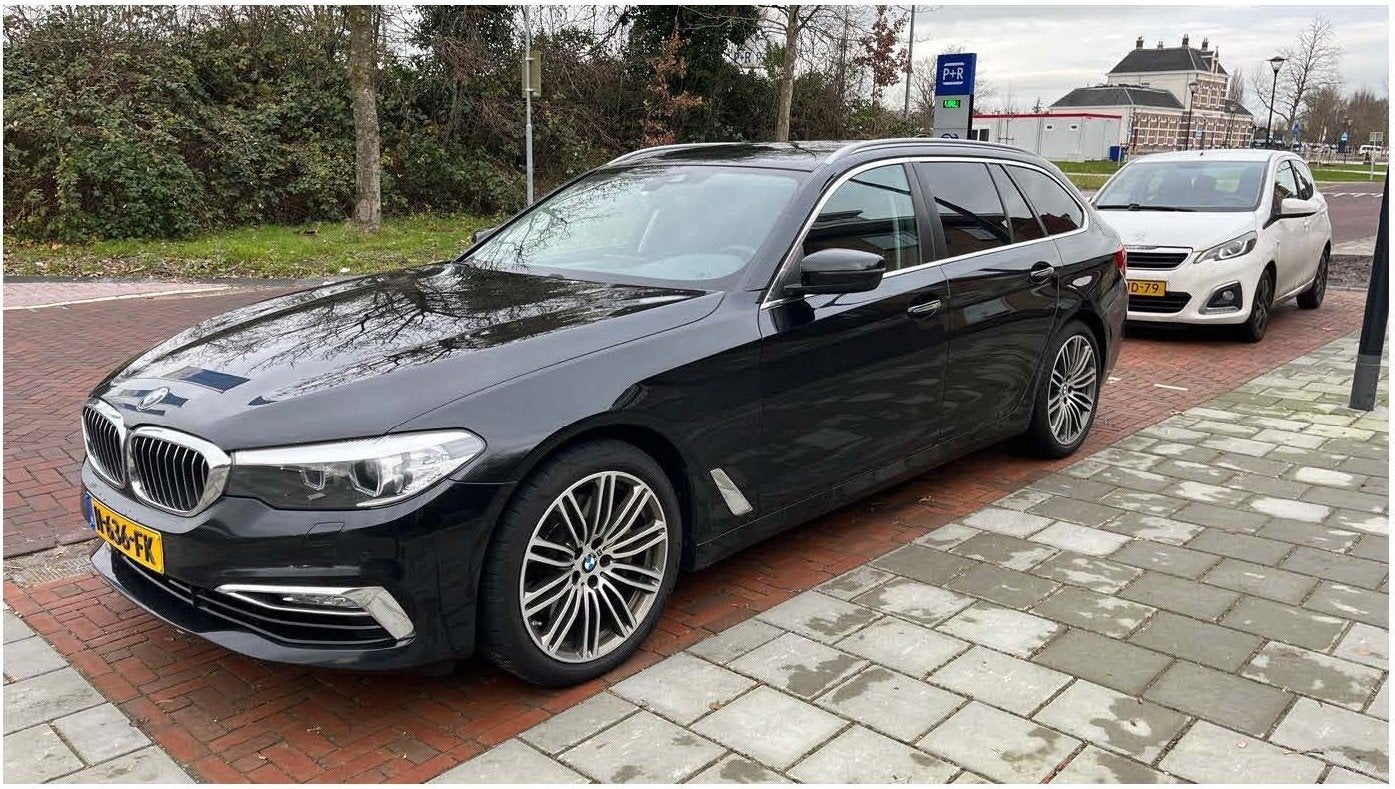 BMW 530d G31 (2018) – Topstaat – Walnutblasting & Bakflush, Auto's, Achterwielaandrijving, 2000 kg, Zwart, 1725 kg