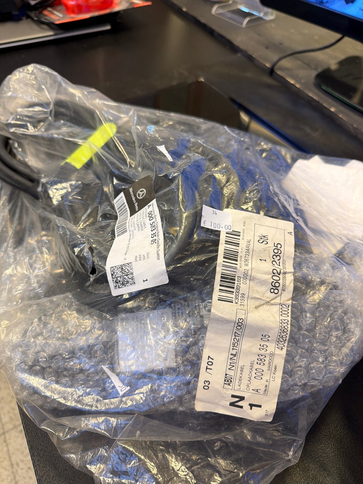 Mercedes-Benz originele laadkabel A 000 583 35 05, Ophalen, ., Mercedes-Benz, Nieuw