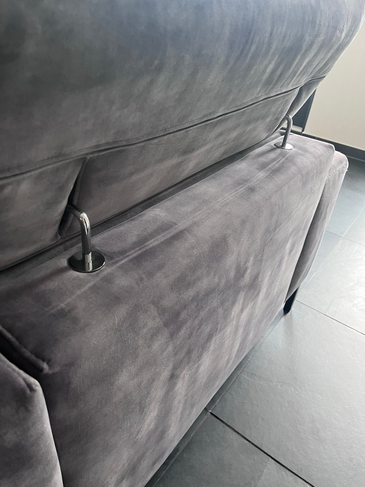 Foto 12 van Luxe Knibbeler hoekbank met motor en loungefunctie