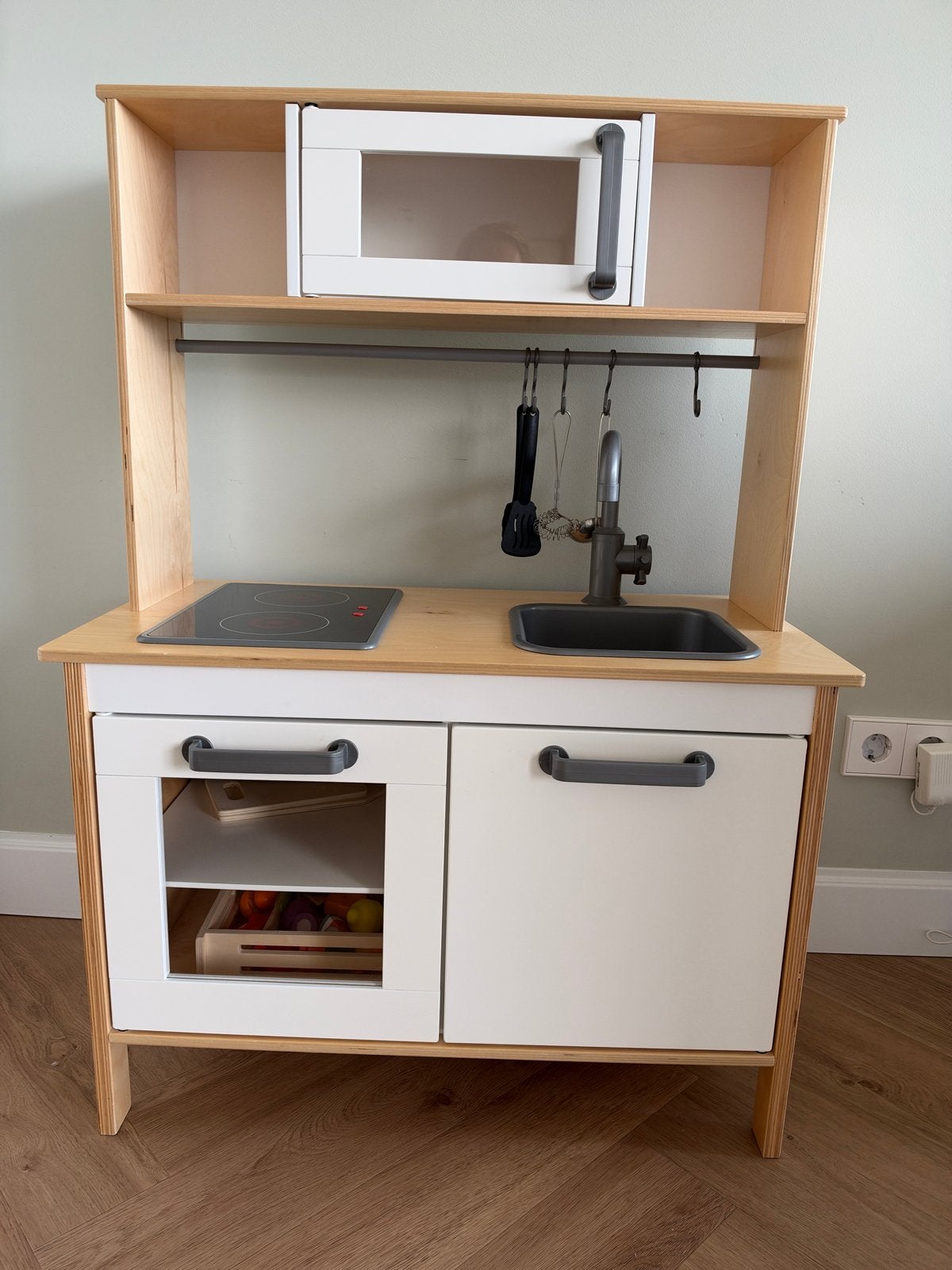 Ikea Duktig speelkeuken met complete uitrusting, Ophalen, Zo goed als nieuw