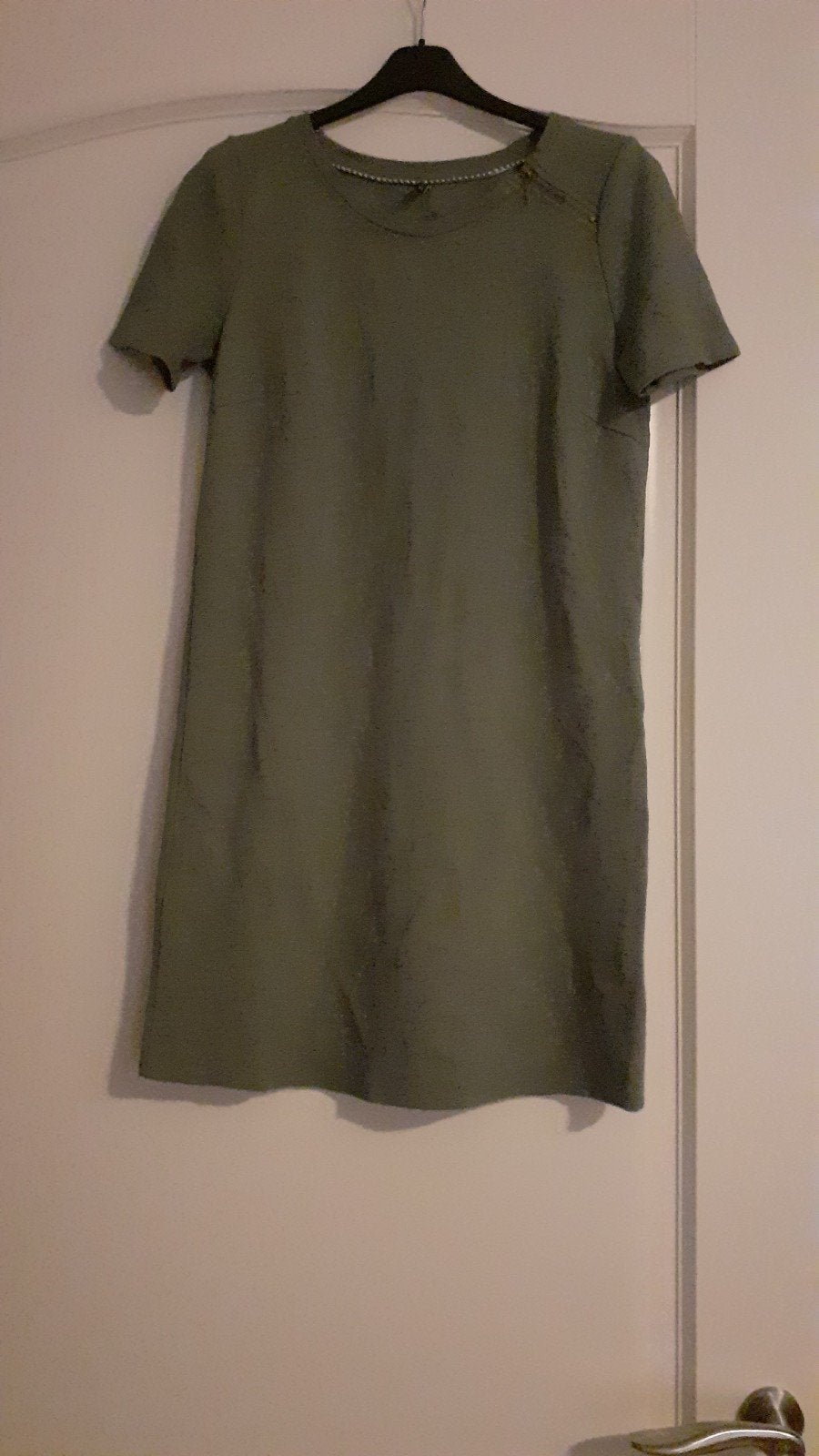 Jurkje  merk only maat xs .zie omschrijving, Ophalen, Zo goed als nieuw, Maat 34 (XS) of kleiner, Boven de knie