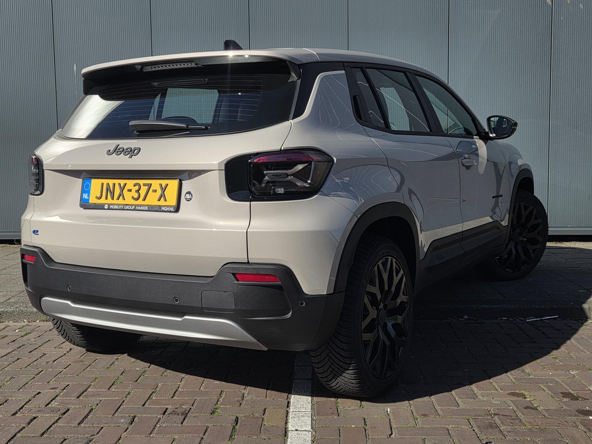 Jeep Avenger Altitude 54 kWh | 20'' Brute velgen | Apple-And, Auto's, Jeep, Gebruikt, 156 pk, 393 km, SUV of Terreinwagen