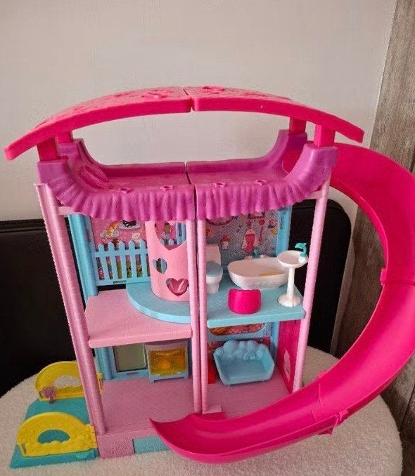 Chealsea barbie huis, Ophalen, Zo goed als nieuw, Poppenhuis