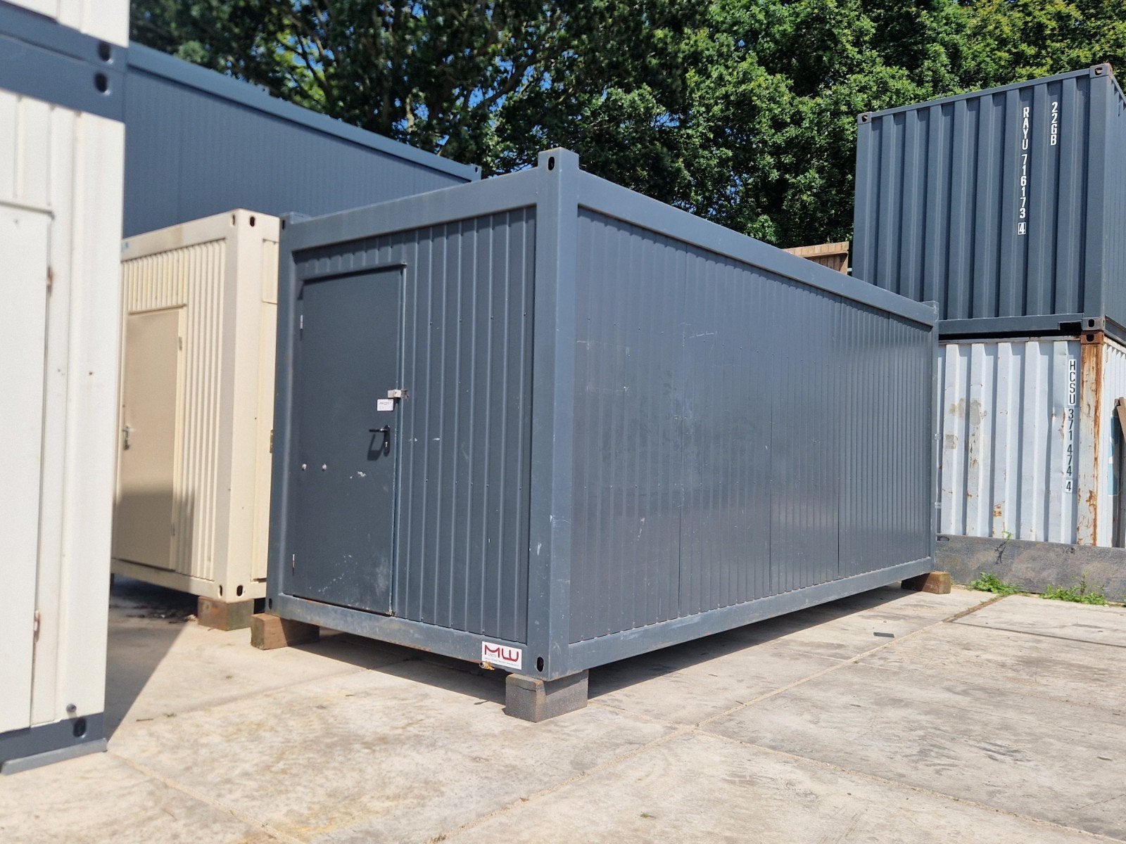 20ft kantoorunit / bouw of schaftkeet / woonunit met wc en k, Tuin en Terras, Ophalen, 500 cm of meer, 3 ramen of meer