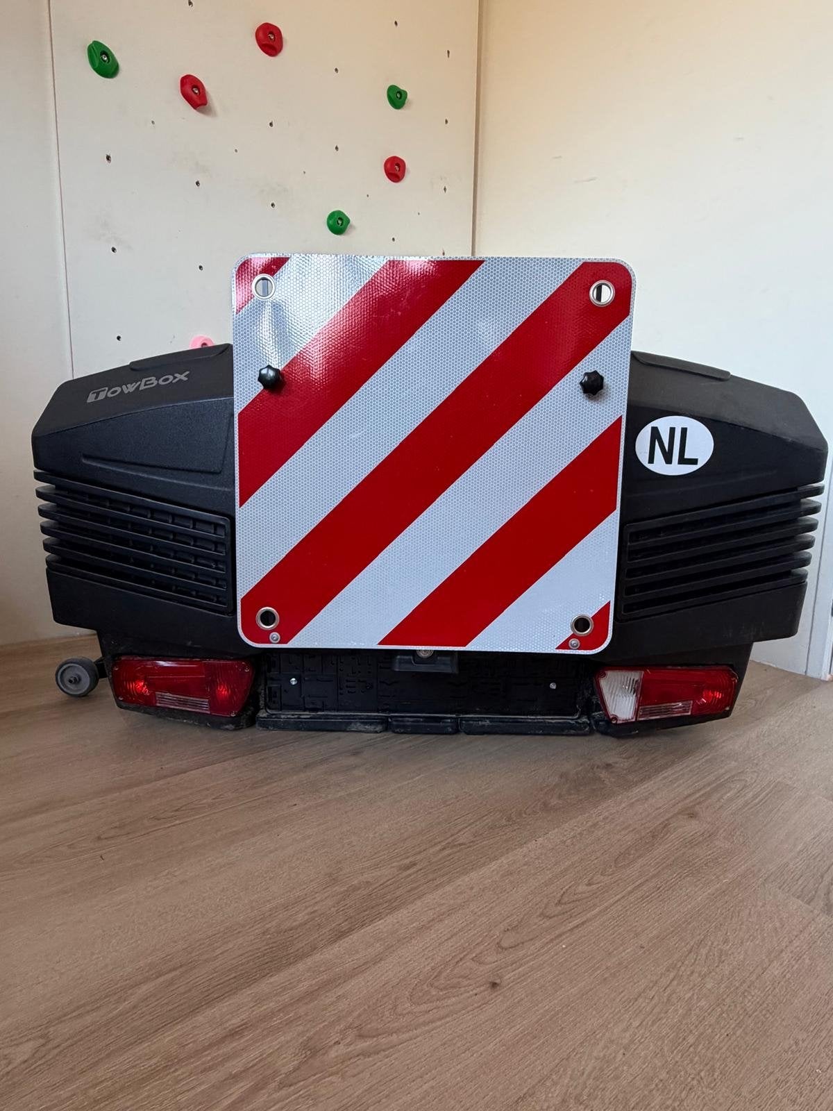 Towbox Evo Trekhaakkoffer Zwart (2025) incl. Markeringsbord, Auto diversen, Ophalen of Verzenden, Zo goed als nieuw