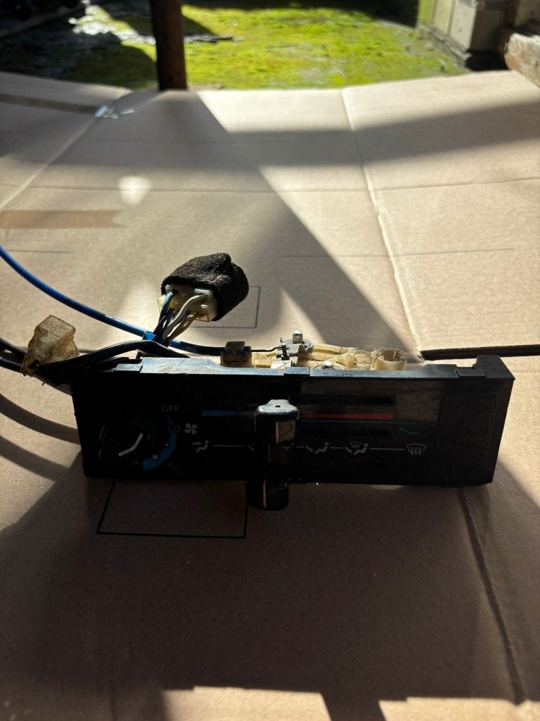 Auto HVAC/verwarmingsbediening + Dashpaneel, Ophalen