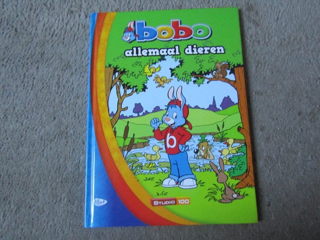Boek: Bobo - allemaal dieren, Gelezen, Studio 100, Fictie algemeen, Ophalen of Verzenden
