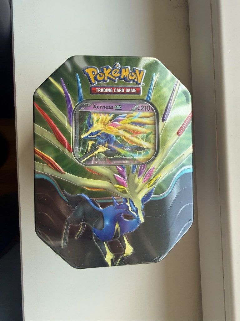 Xerneas Azure Legends Pokémon Tin, Ophalen of Verzenden, Nieuw, Meerdere kaarten, Foil