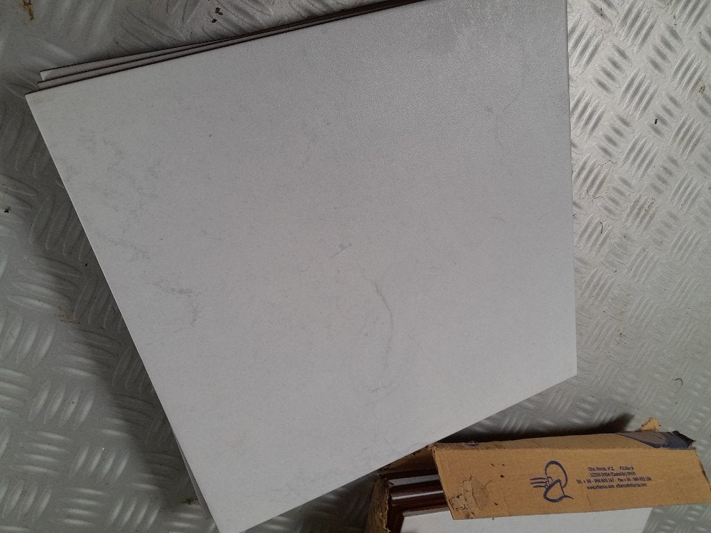 Mooie vloer- en wandtegels voor badkamer en keuken, Ophalen, Keramiek, Nieuw, 20 tot 40 cm