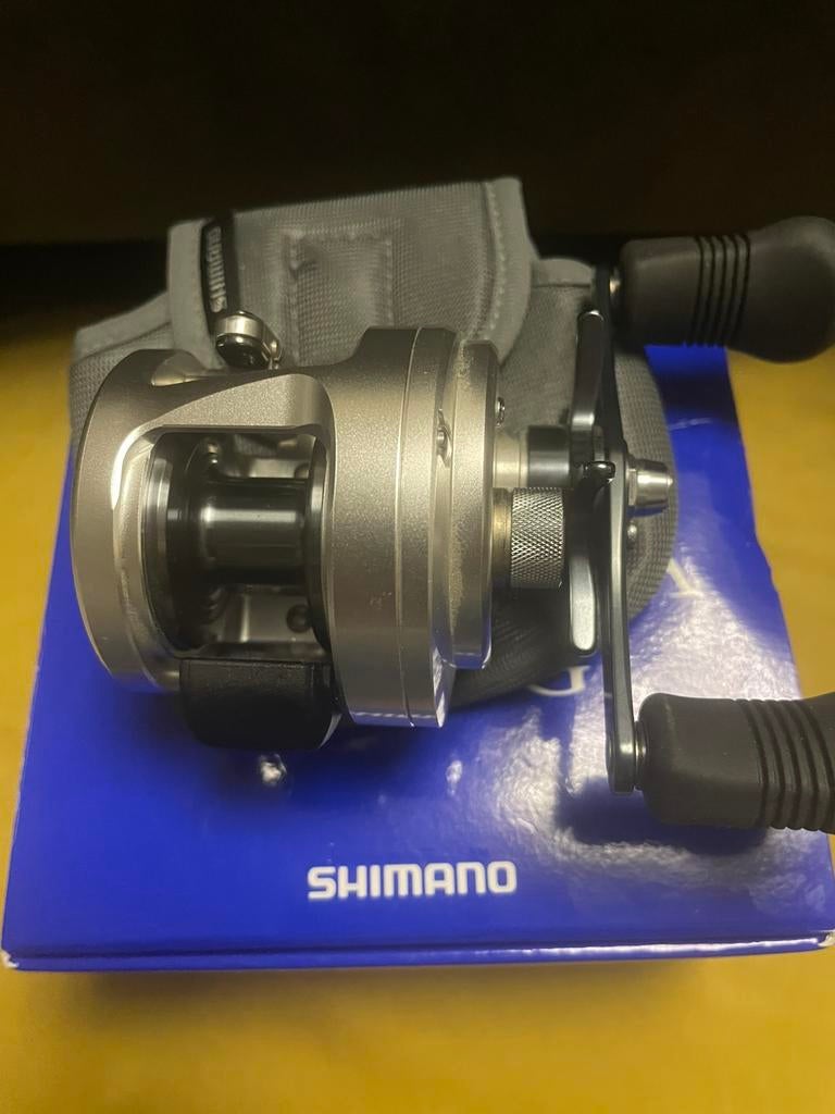 Shimano Ocea Calcutta 200PG, Watersport en Boten, Ophalen of Verzenden, Nieuw, Molen
