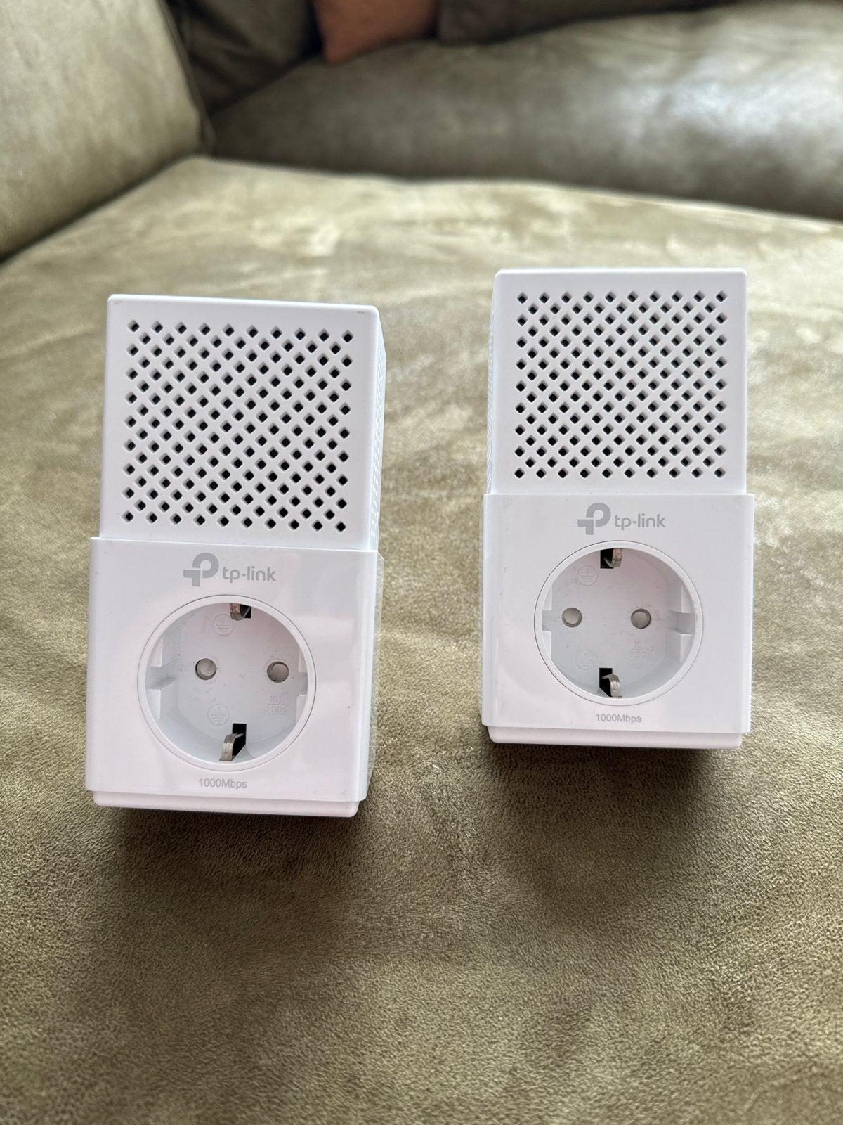 Z.g.a.n. TP-Link TL-PA7010P Powerline Adapters (2 stuks), Computers en Software, Netwerk switches, Ophalen of Verzenden, Zo goed als nieuw