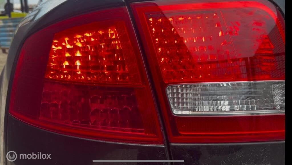 Achterlicht links Audi A8 D3 5.2 S8 Pro Line ('02-'10), Audi, Gebruikt, Audi, Ophalen of Verzenden