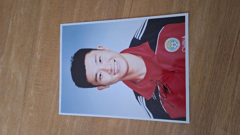 Foto 20x25cm met handtekening; Zhou Haibin # PSV, Ophalen of Verzenden, Nieuw, PSV, Overige typen