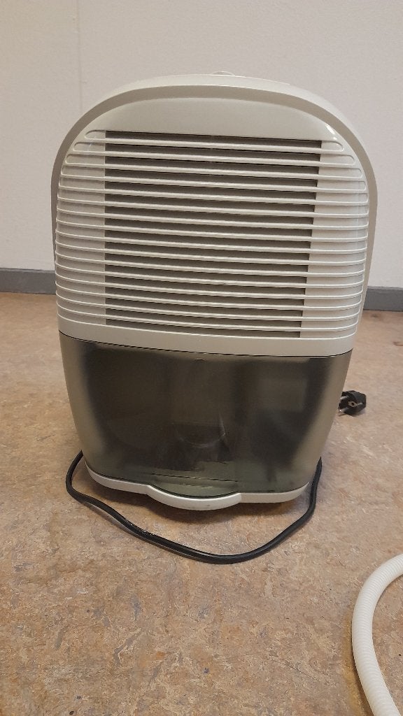DeLonghi luchtontvochtiger DEM8.5, Ophalen, Gebruikt, Luchtontvochter